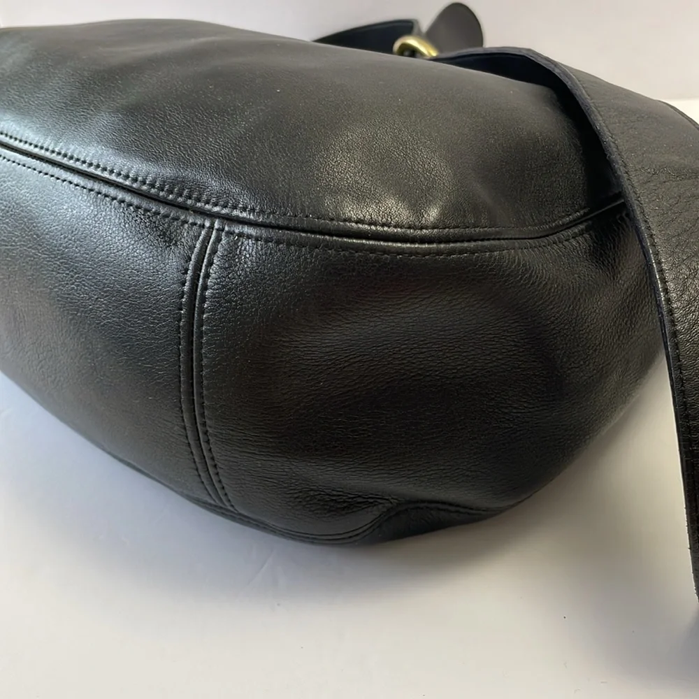 Coach Vintage Soho Zip Hobo Black